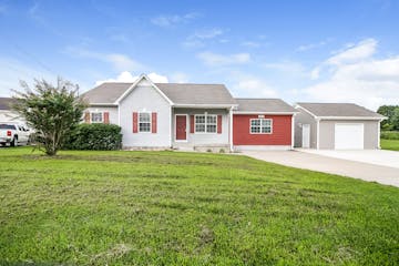 2805 Belle Meade Pl Columbia, TN 38401